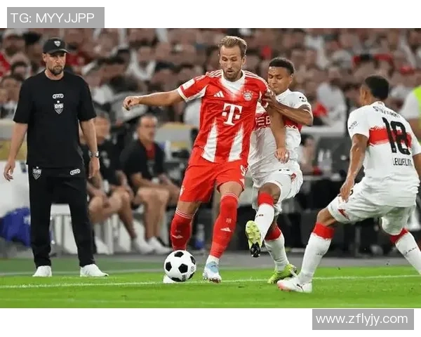 拜仁豪门对决大战即将上演全场焦点齐聚巅峰谁能笑到最后